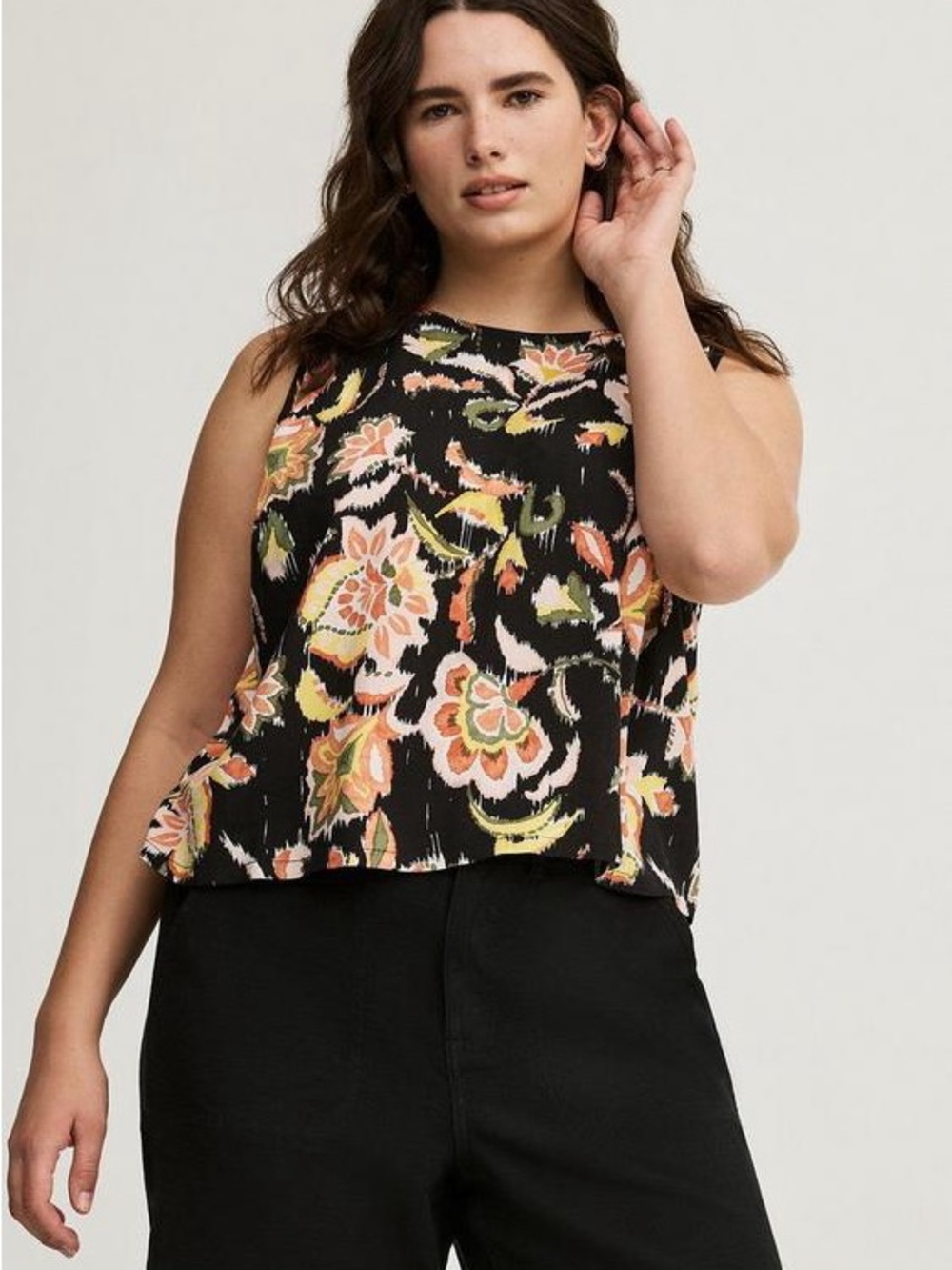 Torrid Bella Jaco Deep Black Floral Ikat Challis Sleeveless Blouse Women's 1 NWT